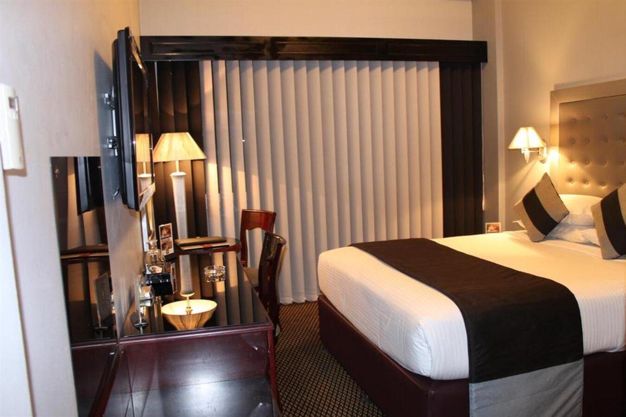 דובאי Broadway Hotel מראה חיצוני תמונה