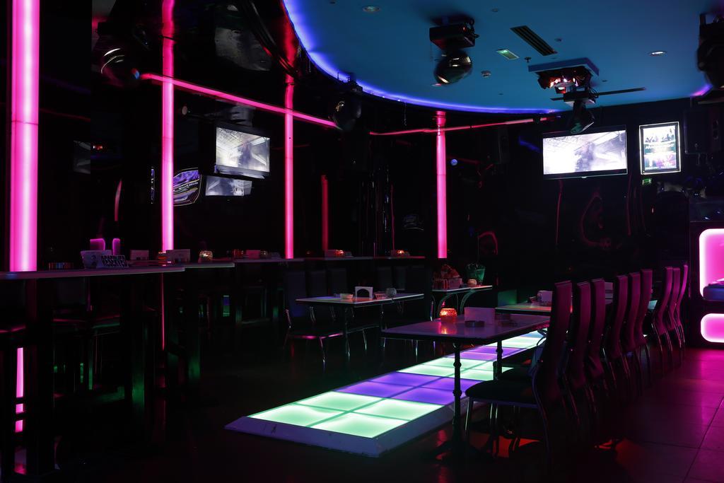 דובאי Broadway Hotel מראה חיצוני תמונה