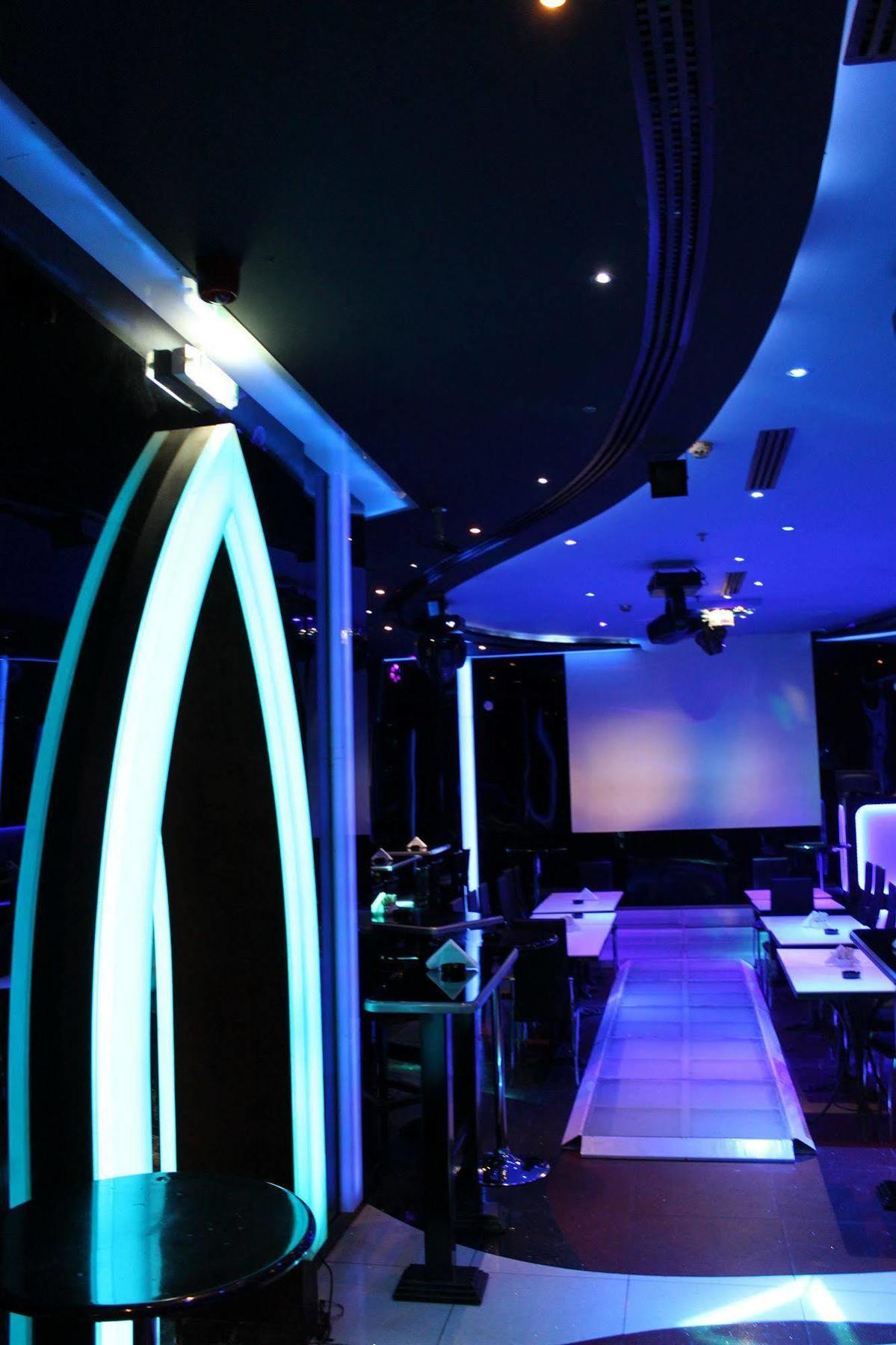 דובאי Broadway Hotel מראה חיצוני תמונה