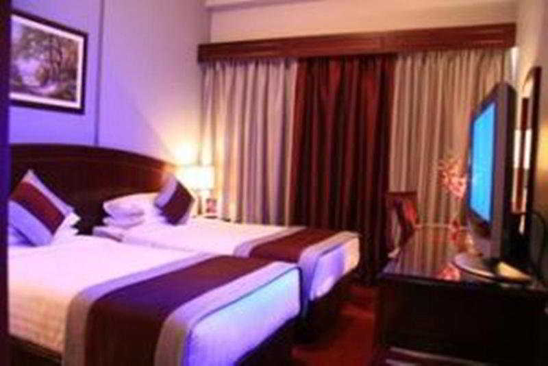 דובאי Broadway Hotel מראה חיצוני תמונה